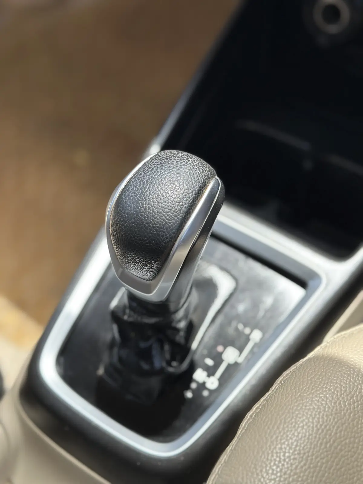 2018 MARUTI SUZUKI SWIFT DZIRE VXI AT