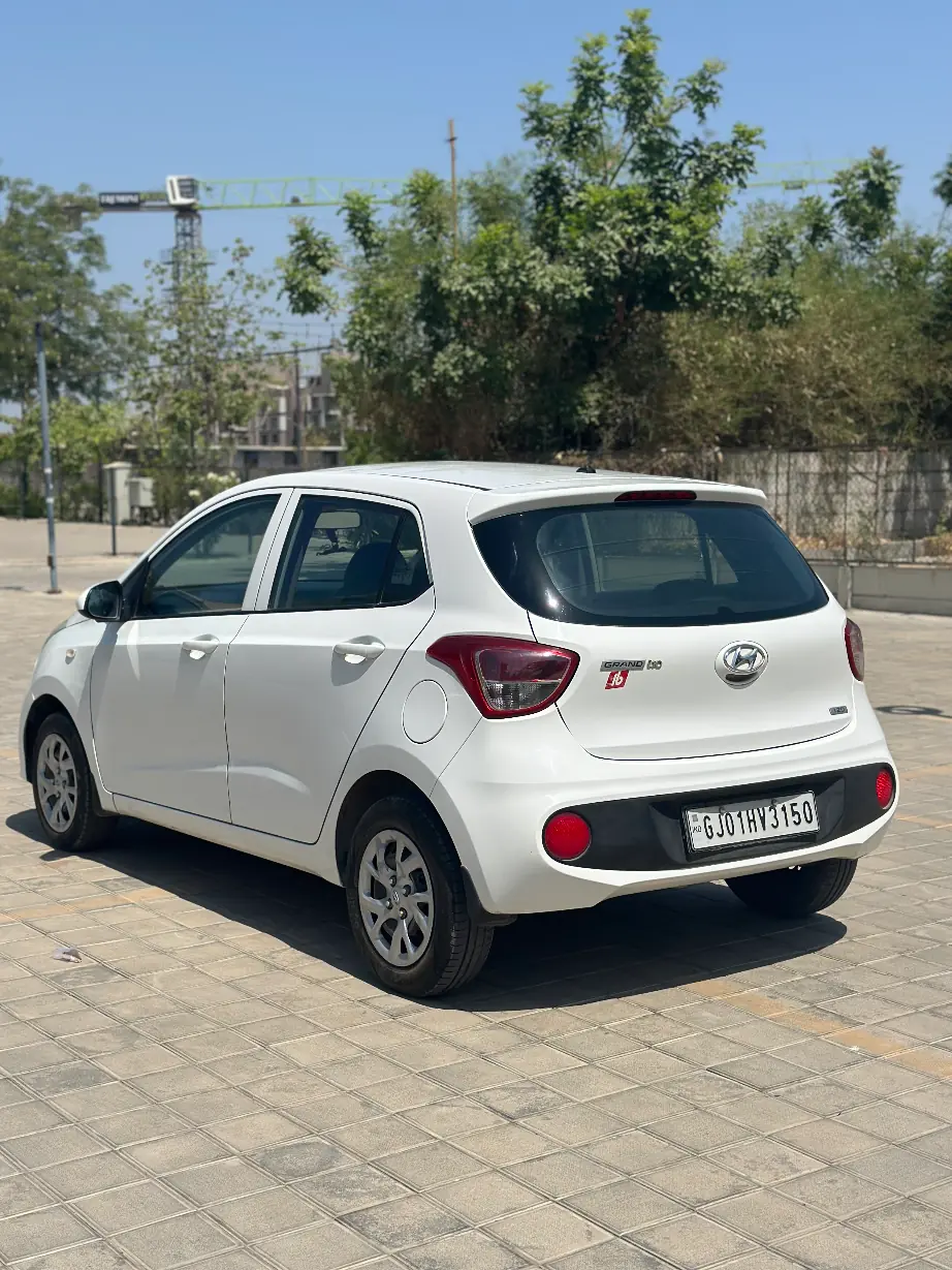 2018 HYUNDAI GRAND I10 MAGNA