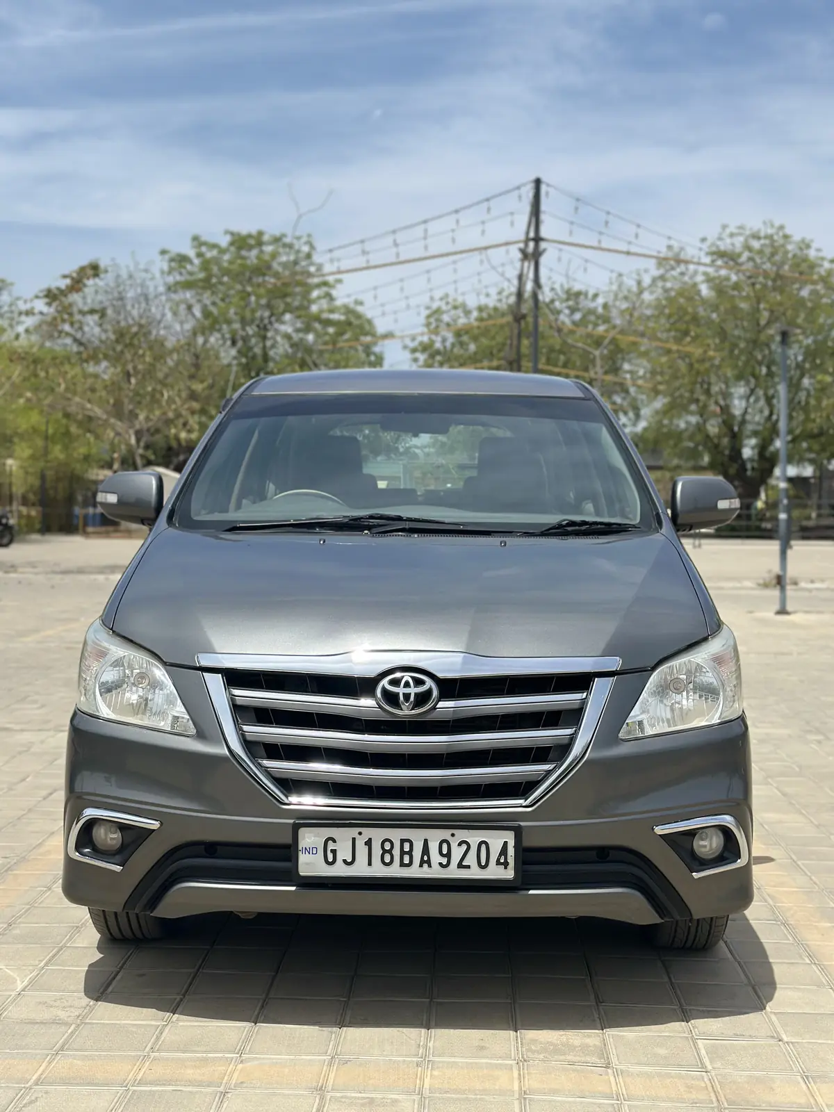 2012 TOYOTA INNOVA V MT