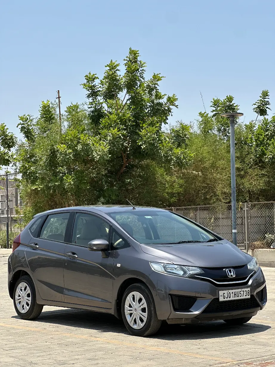 2017 HONDA JAZZ i-VTEC MT 1st FULL PETROL
