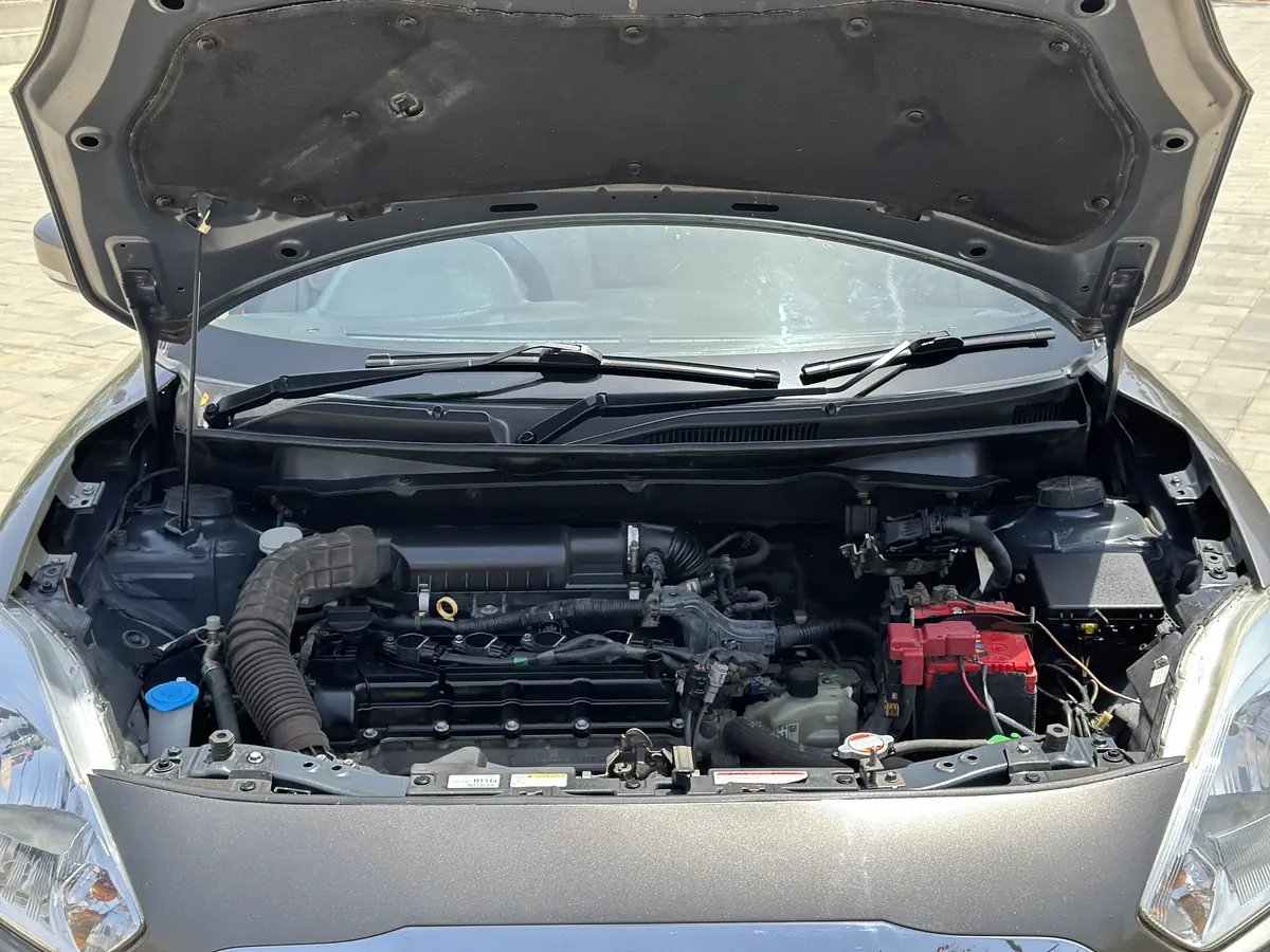 2018 MARUTI SUZUKI SWIFT DZIRE VXI AT