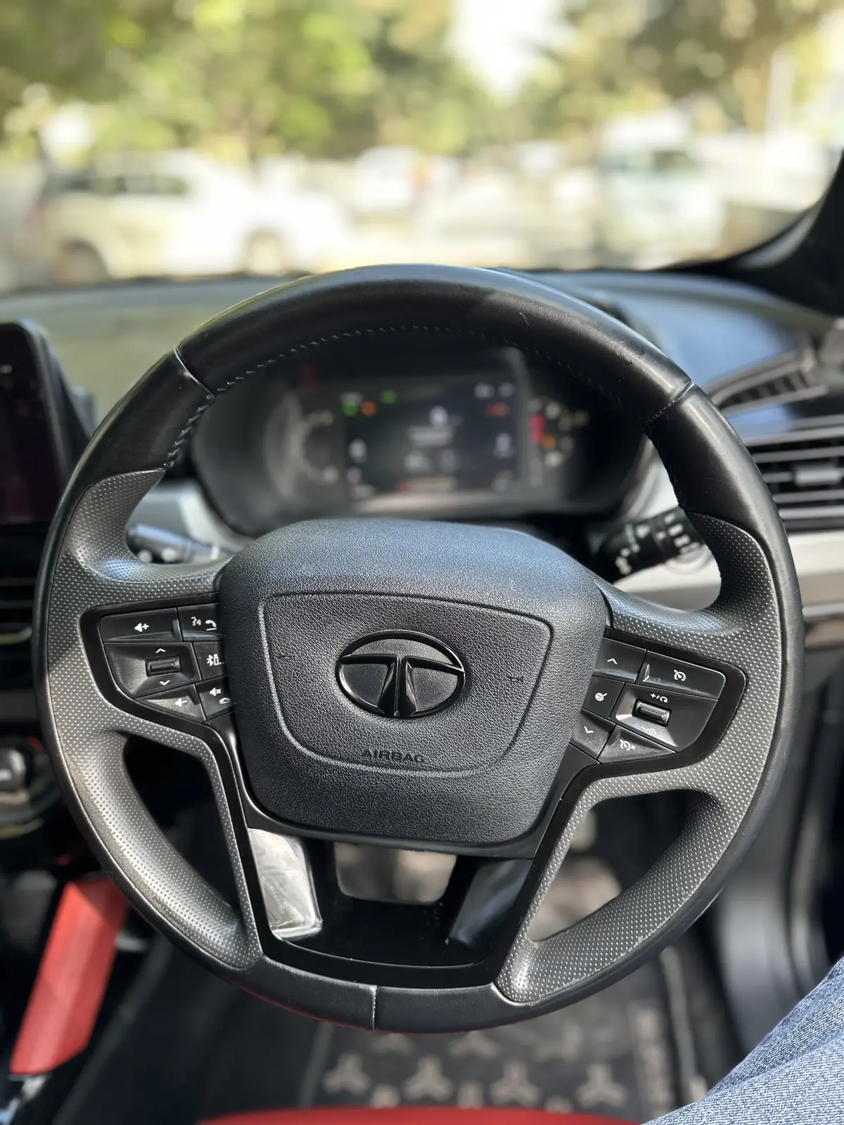 2023 TATA HARRIER XZA+(O) DARK EDITION