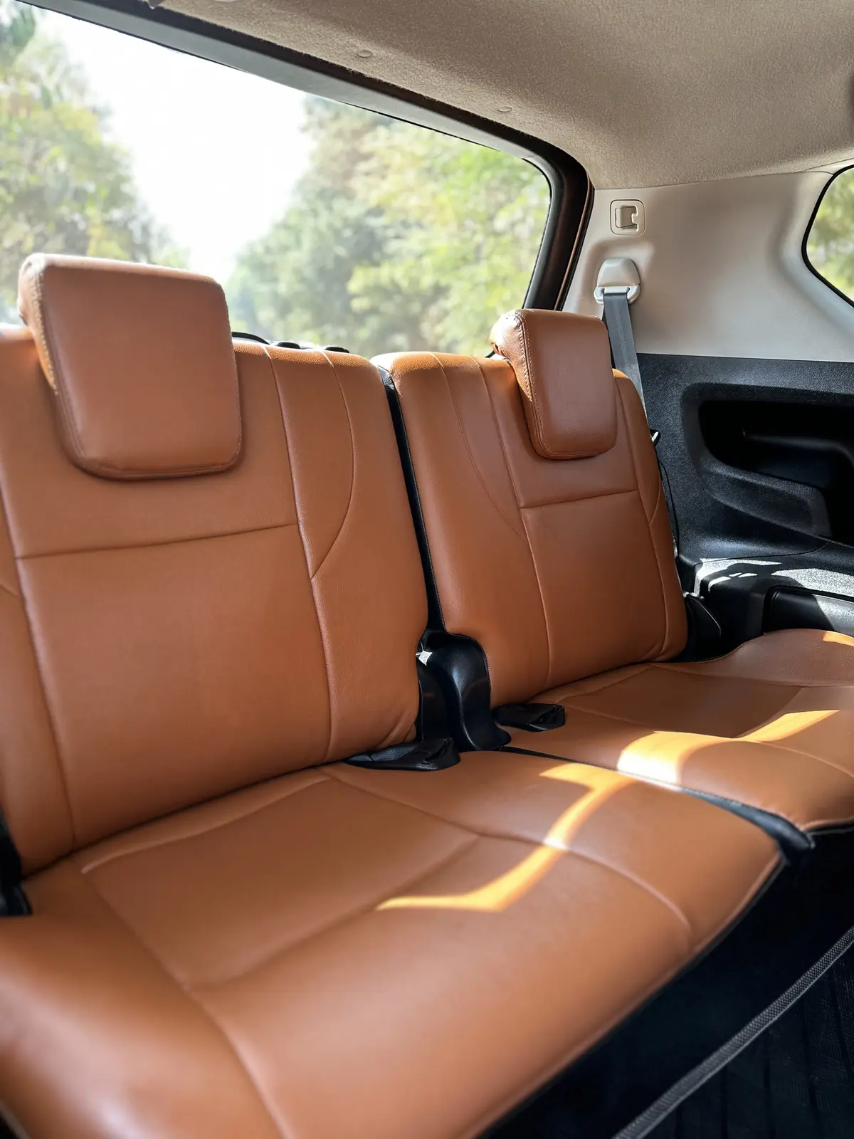 2019 TOYOTA INNOVA CRYSTA G AT