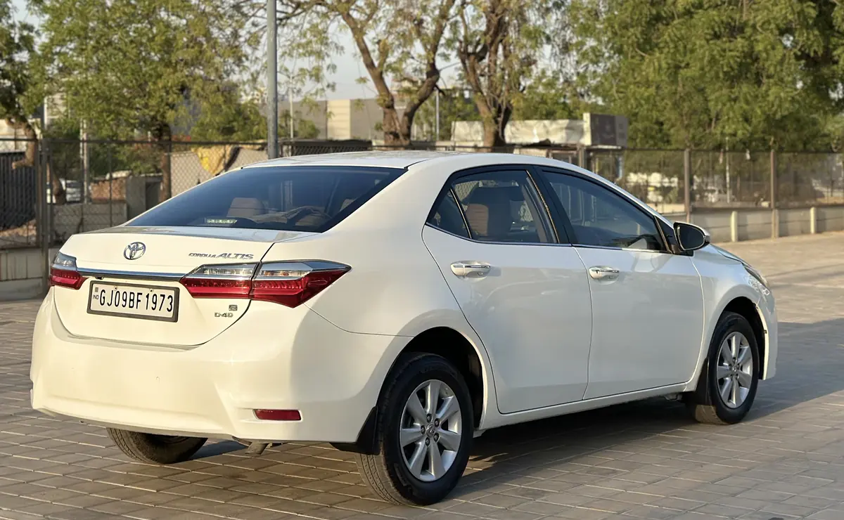 TOYOTA ALTIS D4-D G MT DIESEL